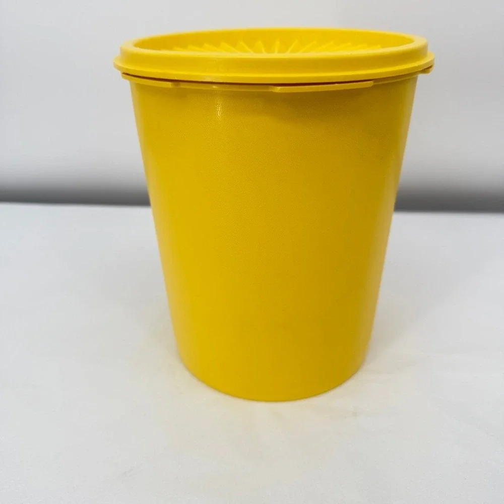 VTG Tupperware‎ Servalier Canister Yellow Sunburst Medallion Retro Kitchen
